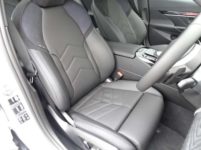 ＢＭＷ ５シリーズ ５２３Ｄ Ｘドライブ Ｍスポーツ ディーゼルターボ ４ＷＤ R6年 (近畿) 99