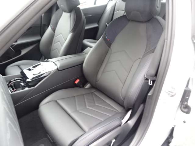 ＢＭＷ ５シリーズ ５２３Ｄ Ｘドライブ Ｍスポーツ ディーゼルターボ ４ＷＤ R6年 (近畿) 99