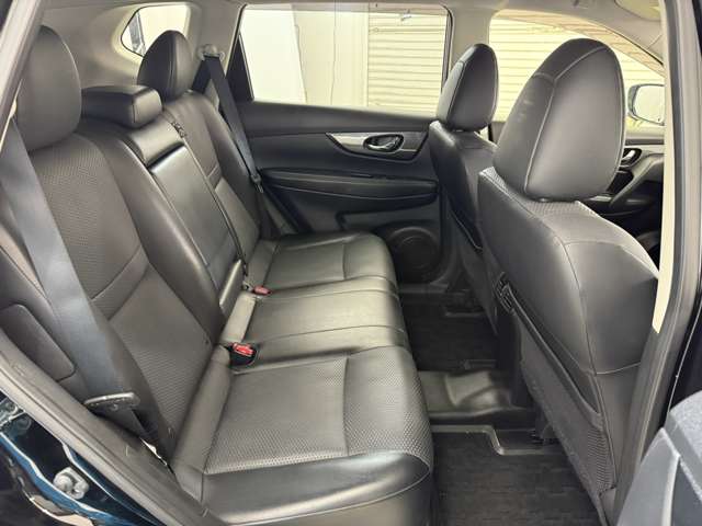 日産 エクストレイル ２．０ ２０Ｘ エマージェンシーブレーキパッケージ ２列車 ４ＷＤ H28年 (北海道) 99