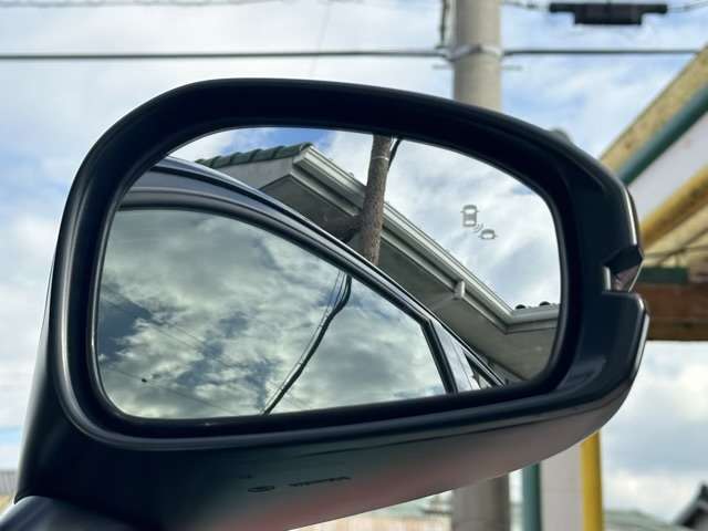 ホンダ ヴェゼル １．５ Ｅ：ＨＥＶ Ｚ R6年 (東海) 99