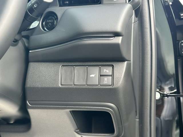 ホンダ ヴェゼル １．５ Ｅ：ＨＥＶ Ｚ R6年 (東海) 99