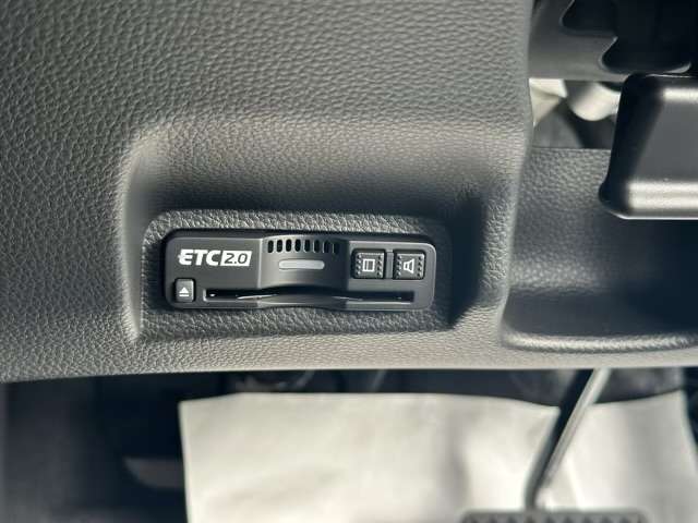 ホンダ ヴェゼル １．５ Ｅ：ＨＥＶ Ｚ R6年 (東海) 99