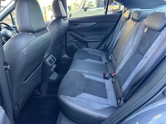 スバル ＷＲＸ　Ｓ４ ２．４ ＧＴ－Ｈ ４ＷＤ R4年 (東海) 99