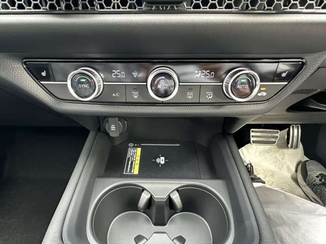 ホンダ ＺＲ－Ｖ ２．０ Ｅ：ＨＥＶ Ｚ R6年 (東海) 99