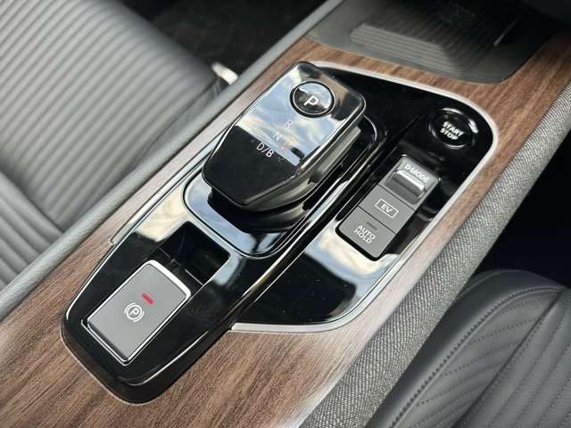 日産 ノートオーラ １．２ Ｇ レザーエディション R5年 (東海) 99