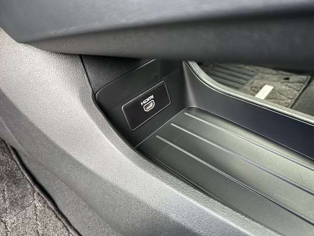 日産 ノートオーラ １．２ Ｇ レザーエディション R5年 (東海) 99