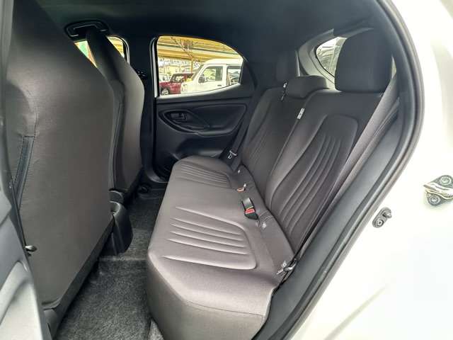 トヨタ ヤリス １．０ Ｇ R5年 (東海) 99