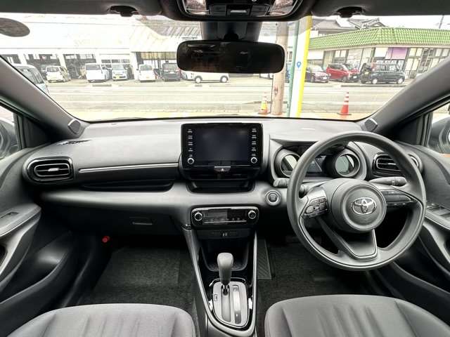 トヨタ ヤリス １．０ Ｇ R5年 (東海) 99