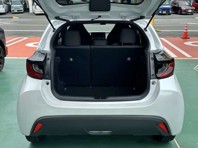 トヨタ ヤリス １．０ Ｇ R5年 (東海) 99