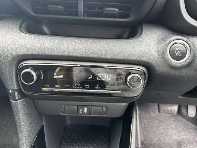 トヨタ ヤリス １．０ Ｇ R5年 (東海) 99