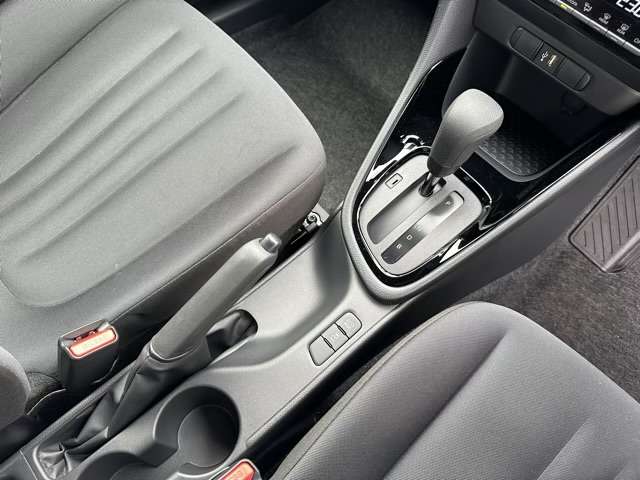 トヨタ ヤリス １．０ Ｇ R5年 (東海) 99