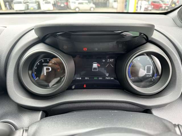 トヨタ ヤリス １．０ Ｇ R5年 (東海) 99