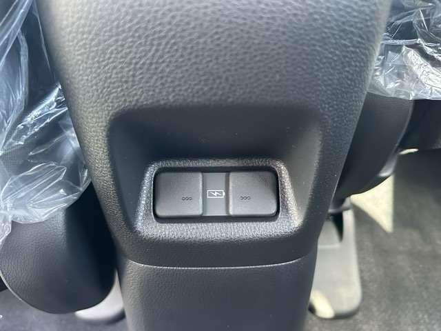 ホンダ フィット　ハイブリッド １．５ Ｅ：ＨＥＶ ホーム R6年 (東海) 99