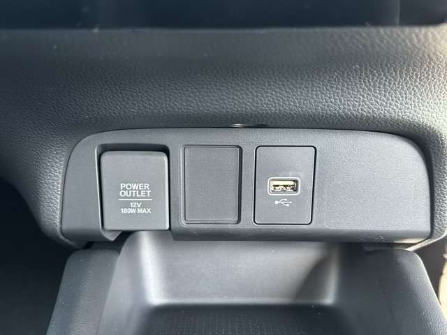 ホンダ フィット　ハイブリッド １．５ Ｅ：ＨＥＶ ホーム R6年 (東海) 99