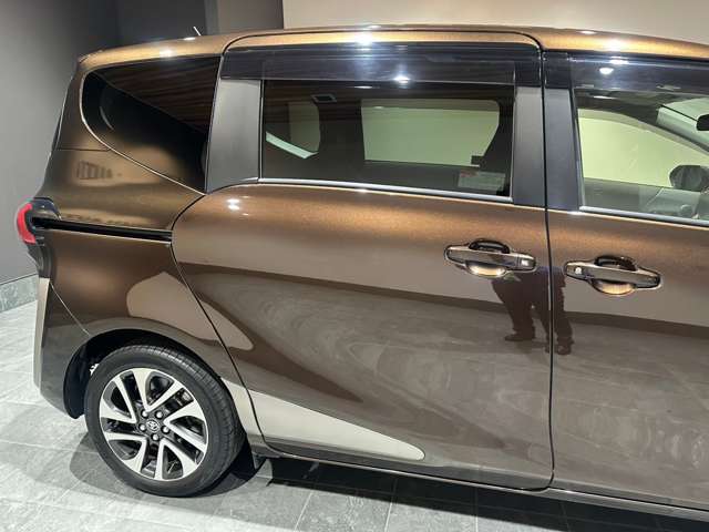 トヨタ シエンタ　ハイブリッド ハイブリッド １．５ ファンベース Ｇ R1年 (近畿) 99