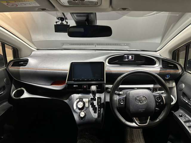 トヨタ シエンタ　ハイブリッド ハイブリッド １．５ ファンベース Ｇ R1年 (近畿) 99