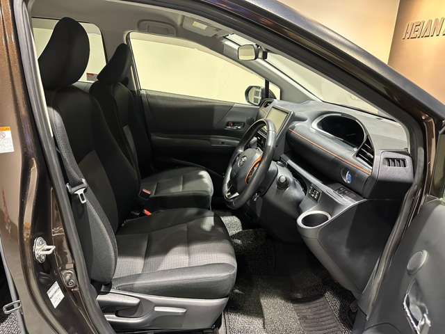 トヨタ シエンタ　ハイブリッド ハイブリッド １．５ ファンベース Ｇ R1年 (近畿) 99