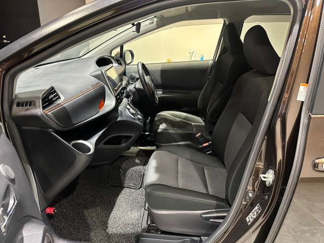 トヨタ シエンタ　ハイブリッド ハイブリッド １．５ ファンベース Ｇ R1年 (近畿) 99