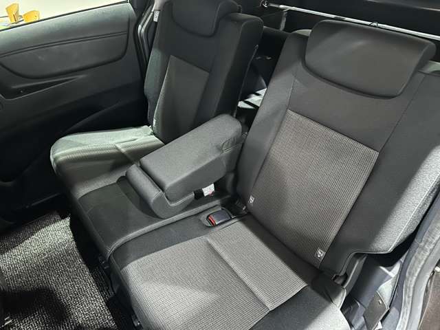 トヨタ シエンタ　ハイブリッド ハイブリッド １．５ ファンベース Ｇ R1年 (近畿) 99