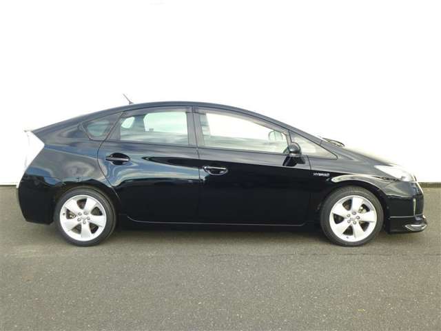 トヨタ プリウス プリウス Ｓ ツーリングセレクション H25年 (東北) 99