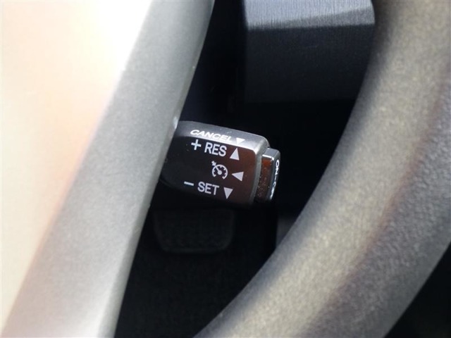 トヨタ プリウス プリウス Ｓ ツーリングセレクション H25年 (東北) 99