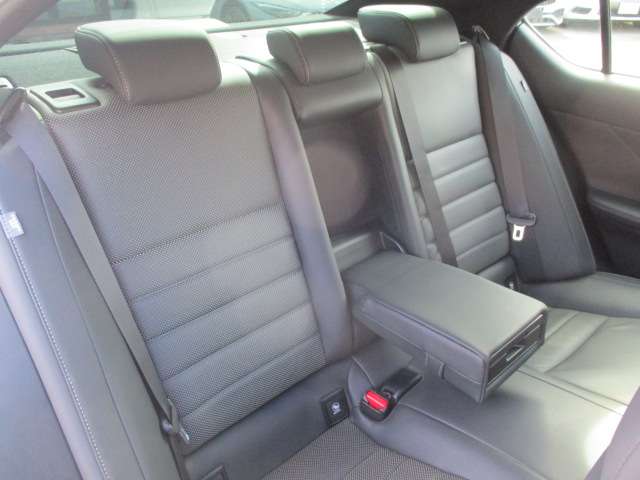 レクサス ＩＳ３００ｈ Ｆスポーツ R2年 (中国) 99