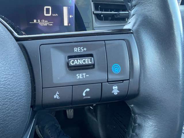 日産 ノート １．２ Ｘ ＦＯＵＲ ４ＷＤ R4年 (東北) 99