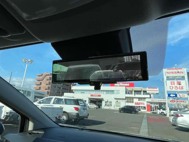 日産 ノート １．２ Ｘ ＦＯＵＲ ４ＷＤ R4年 (東北) 99