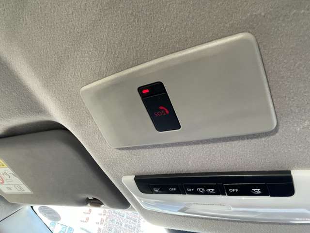 日産 ノート １．２ Ｘ ＦＯＵＲ ４ＷＤ R4年 (東北) 99