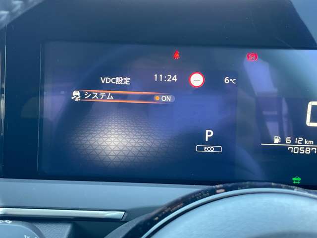 日産 ノート １．２ Ｘ ＦＯＵＲ ４ＷＤ R4年 (東北) 99