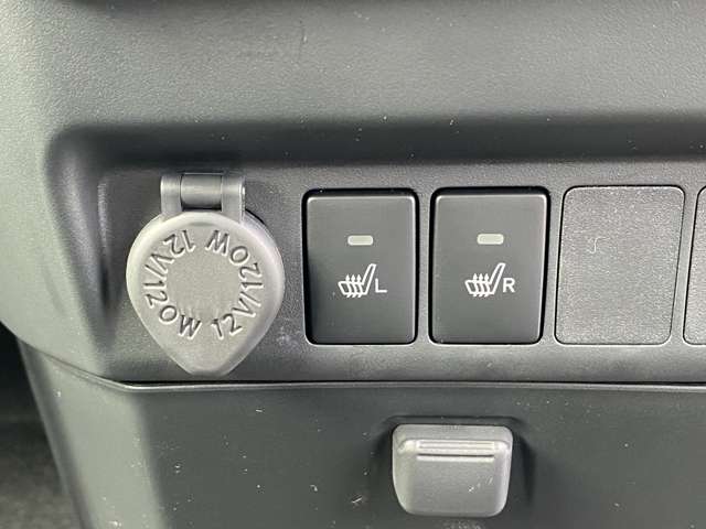 トヨタ ルーミー １．０ カスタム Ｇ R6年 (九州・沖縄) 99