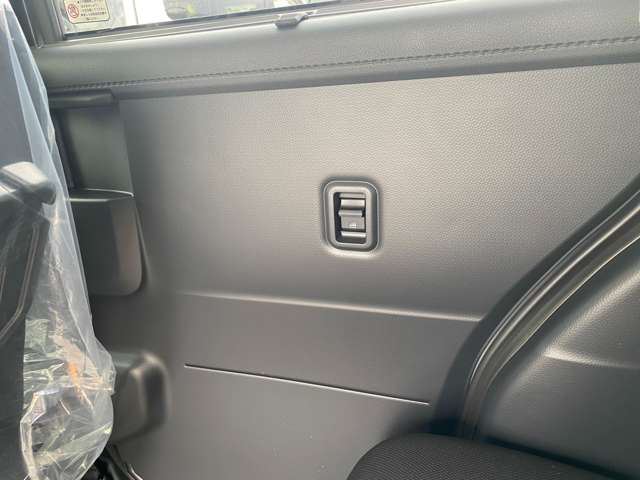 トヨタ ルーミー １．０ カスタム Ｇ R6年 (九州・沖縄) 99