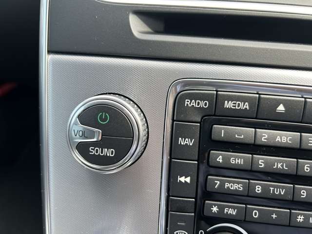 ボルボ Ｖ６０ Ｄ４ ダイナミック エディション ディーゼルターボ H29年 (東北) 99