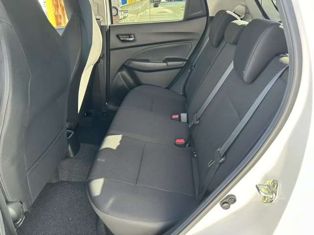 スズキ スイフト スポーツ １．４ R5年 (東海) 99