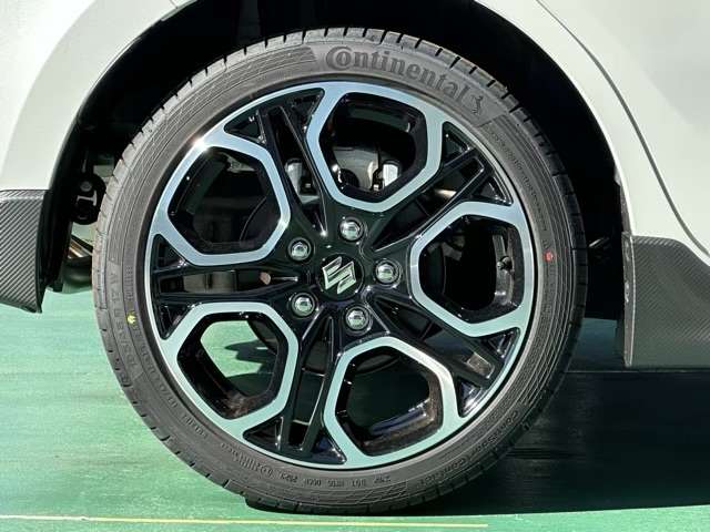 スズキ スイフト スポーツ １．４ R5年 (東海) 99