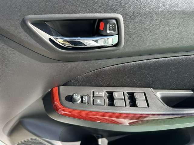 スズキ スイフト スポーツ １．４ R5年 (東海) 99