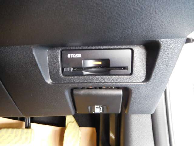 日産 ノートオーラ １．２ Ｇ レザーエディション R5年 (九州・沖縄) 99