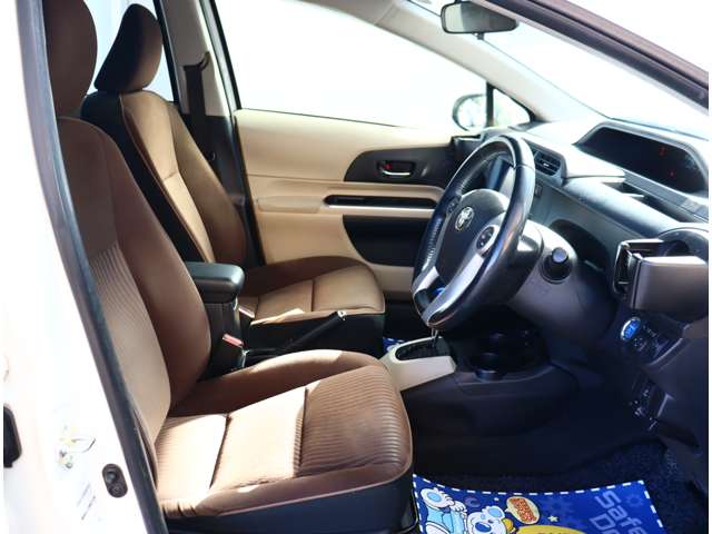 トヨタ アクア １．５ Ｇ H26年 (関東) 99