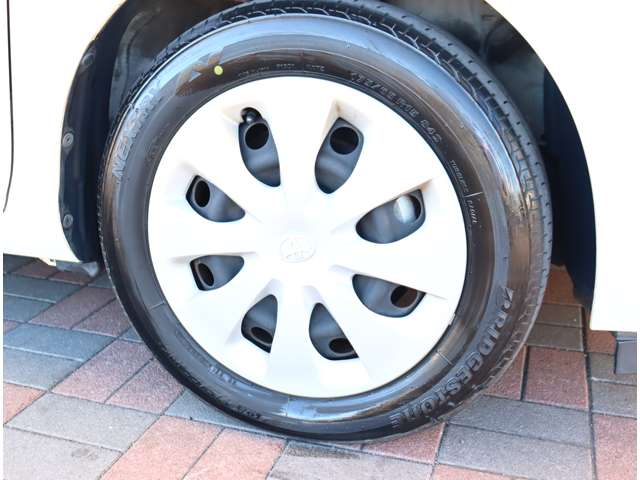 トヨタ アクア １．５ Ｇ H26年 (関東) 99