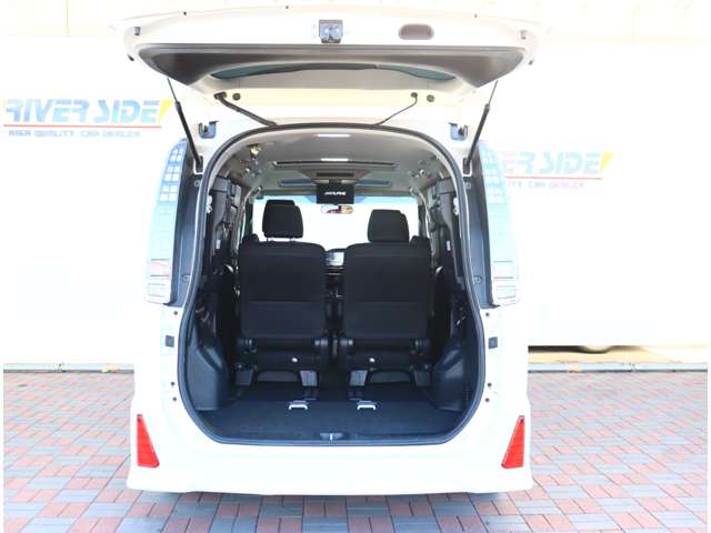 トヨタ ヴォクシー ２．０ ＺＳ H26年 (関東) 99