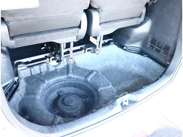 トヨタ ヴォクシー ２．０ ＺＳ H26年 (関東) 99