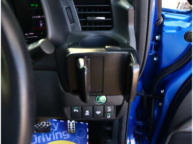 ホンダ フィット １．５ ＲＳ ホンダセンシング H30年 (関東) 99