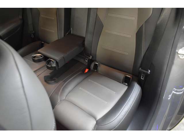 メルセデスベンツ Ｂクラス Ｂ２００Ｄ ＡＭＧライン ディーゼルターボ R1年 (関東) 99