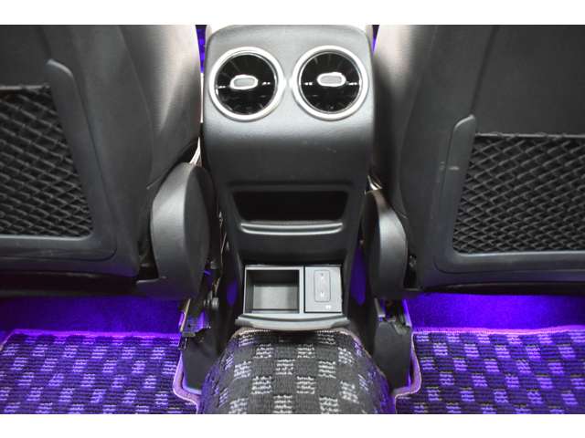 メルセデスベンツ Ｂクラス Ｂ２００Ｄ ＡＭＧライン ディーゼルターボ R1年 (関東) 99