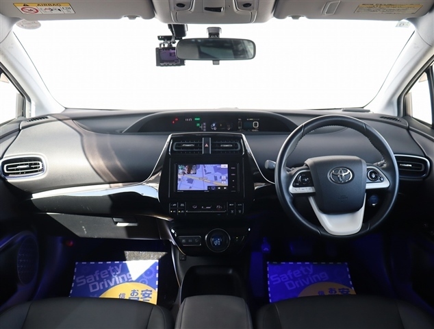 トヨタ プリウス １．８ Ｓ ツーリングセレクション H29年 (関東) 99