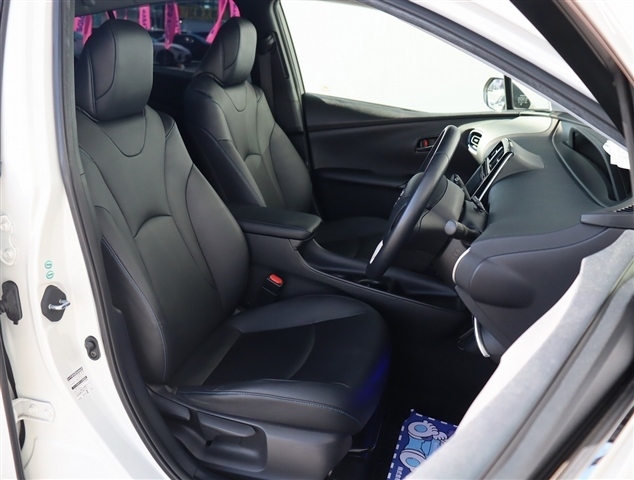 トヨタ プリウス １．８ Ｓ ツーリングセレクション H29年 (関東) 99