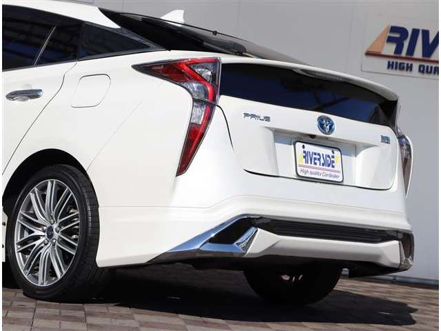 トヨタ プリウス １．８ Ｓ ツーリングセレクション H29年 (関東) 99