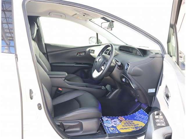 トヨタ プリウス １．８ Ｓ ツーリングセレクション H29年 (関東) 99