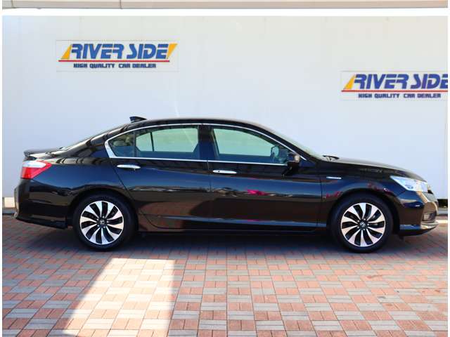 ホンダ アコード　ハイブリッド ２．０ ＥＸ H27年 (関東) 99