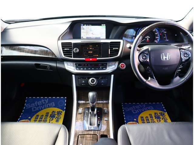 ホンダ アコード　ハイブリッド ２．０ ＥＸ H27年 (関東) 99